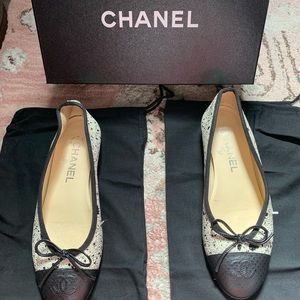 **SOLD** Chanel Ballet Flats